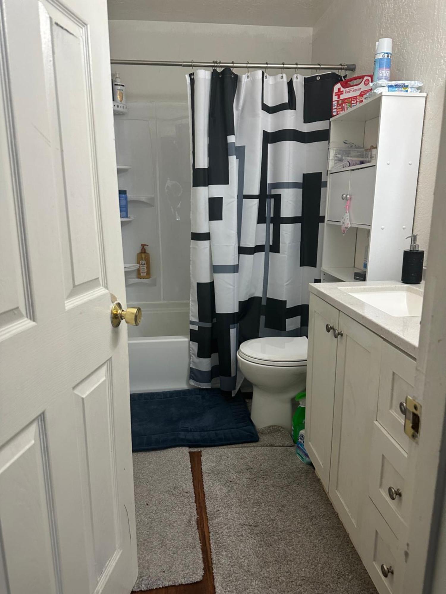 Apartment Sharing Bathroom 1 Anchorage Exterior photo